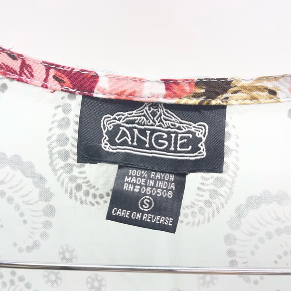 Angie Floral Kimono with Pink and Red Accents - Picture 3 of 3